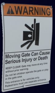 gate warning sign1